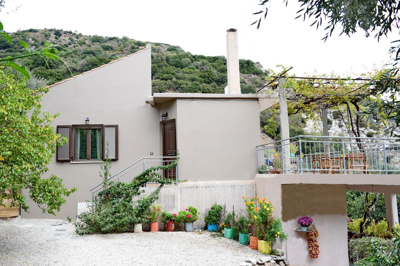 Villa Portreto Kambanos ภายนอก รูปภาพ